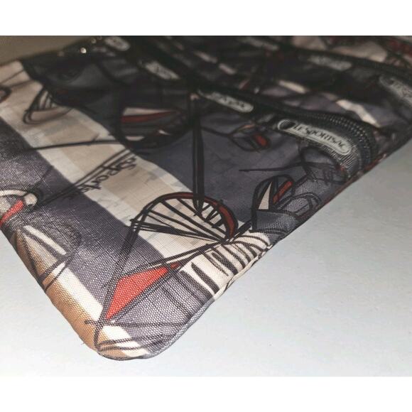 LeSportsac Small Printed Crossbody 8x9.5 - Picture 5 of 8